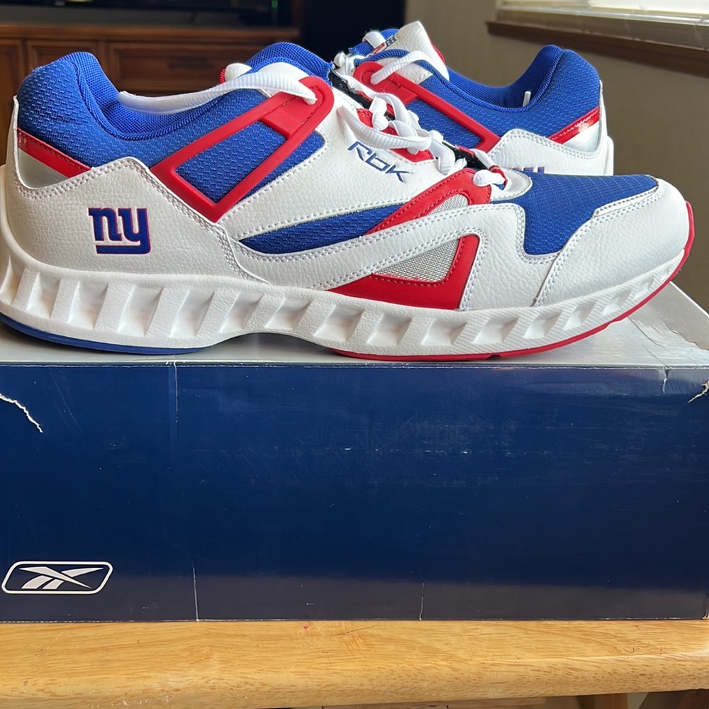 Reebok size 15 shoes, color, white red and blue - Picture 2 of 5